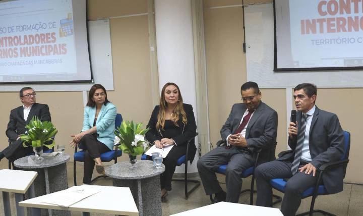 TCE Piauí inicia curso de formação de controladores internos municipais
