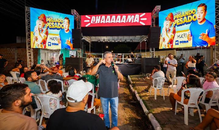 'Teresina na Resenha’ reúne milhares de pessoas na Vila Irmã Dulce