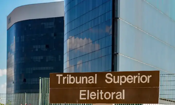 TSE assina acordo com big techs para combater desinformação nas eleições