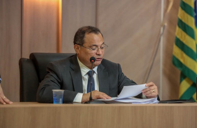 Rafael Fonteles encaminha quatro vetos totais a projetos aprovados na Assembleia