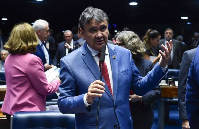 Wellington Dias volta ao Senado para votar em Flávio Dino para ministro do Supremo