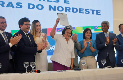 Governadora Fátima Bezzera assume a presidência do Consórcio Nordeste