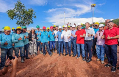 Governador Rafael Fonteles visita obras de macrodrenagem e inaugura rodovia em Oeiras