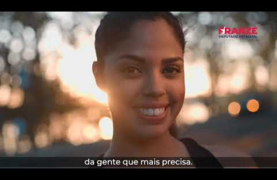 Franzé Silva grava vídeo em homenagem aos 171 anos de Teresina