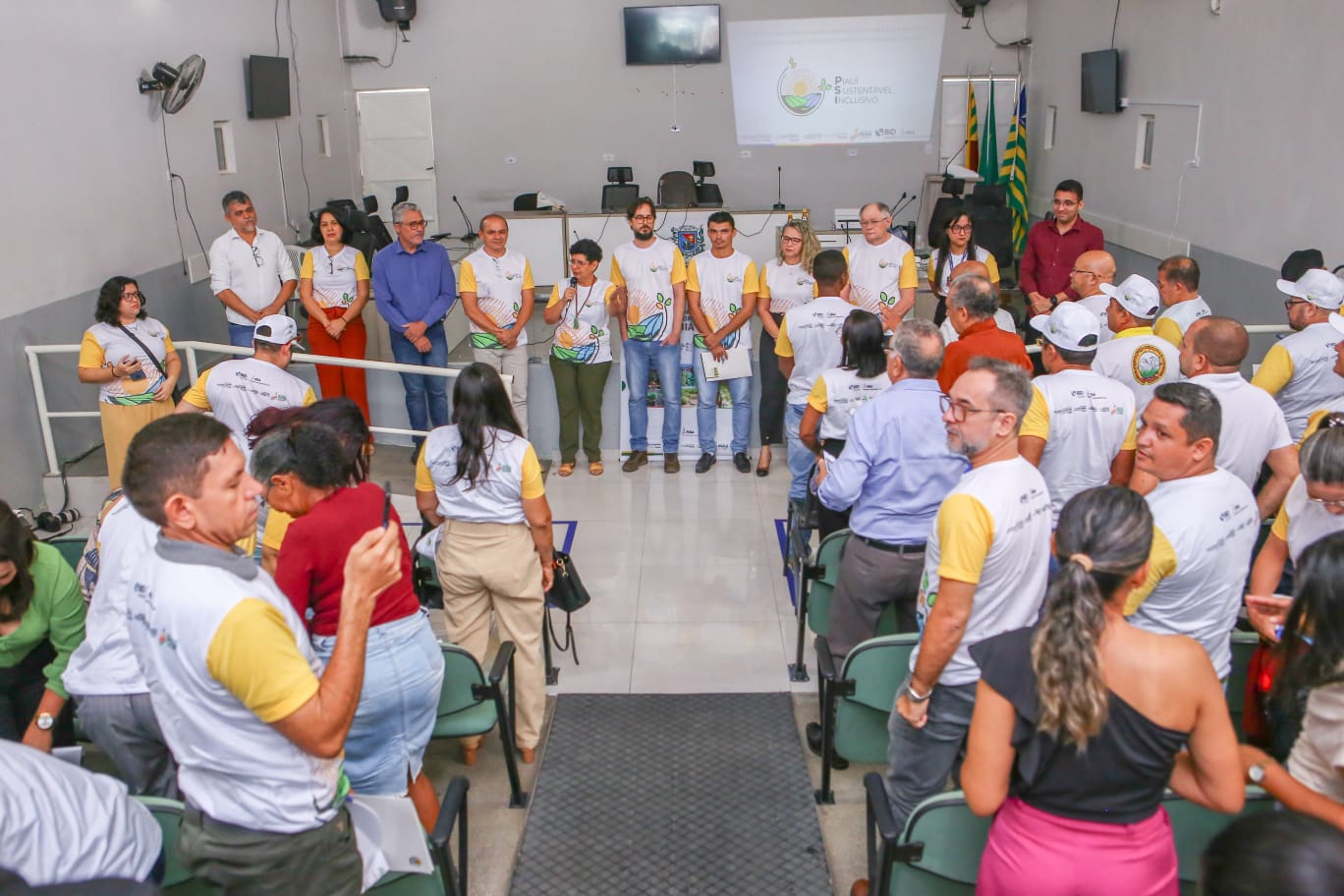 Projeto Piauí Sustentável e Inclusivo inicia ações em São Raimundo Nonato -  Municípios