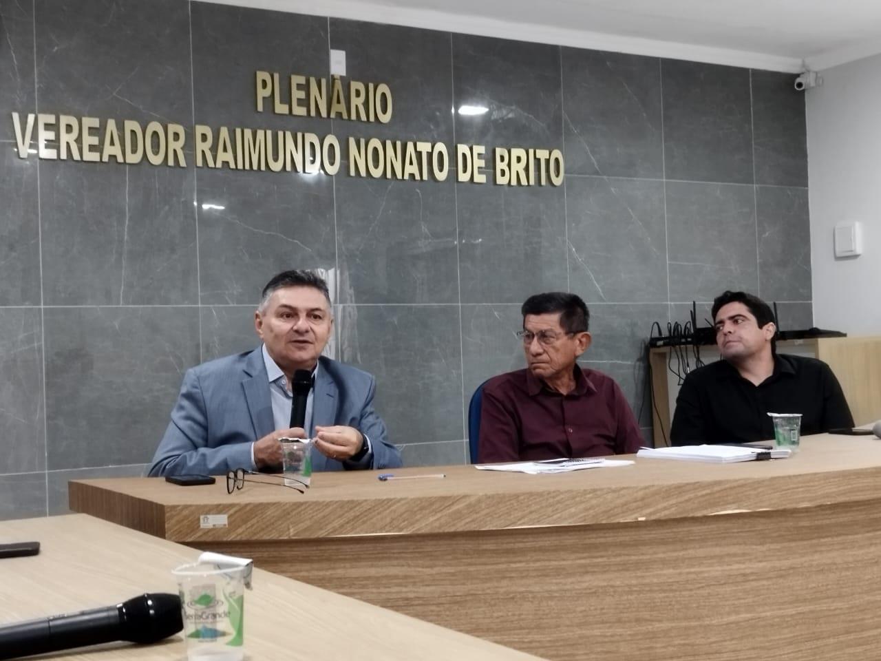 Conselheiros do TCE-PI participam de reunião técnica em Cajueiro da Praia