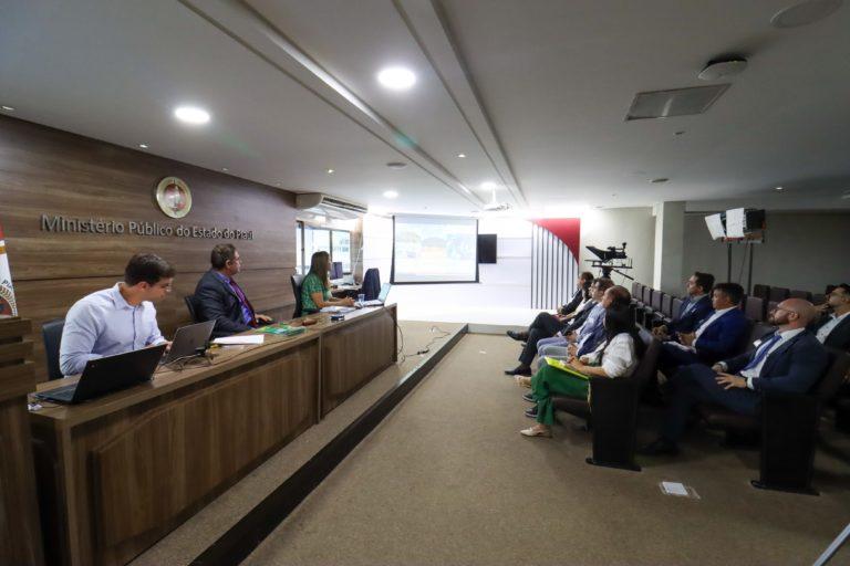 Escola de Gestão e Controle do TCE-PI realiza capacitação técnica em Pimenteiras