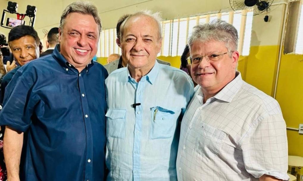 Júlio Arcoverde afirma que Restaurante Popular representa cuidado com a população vulnerável