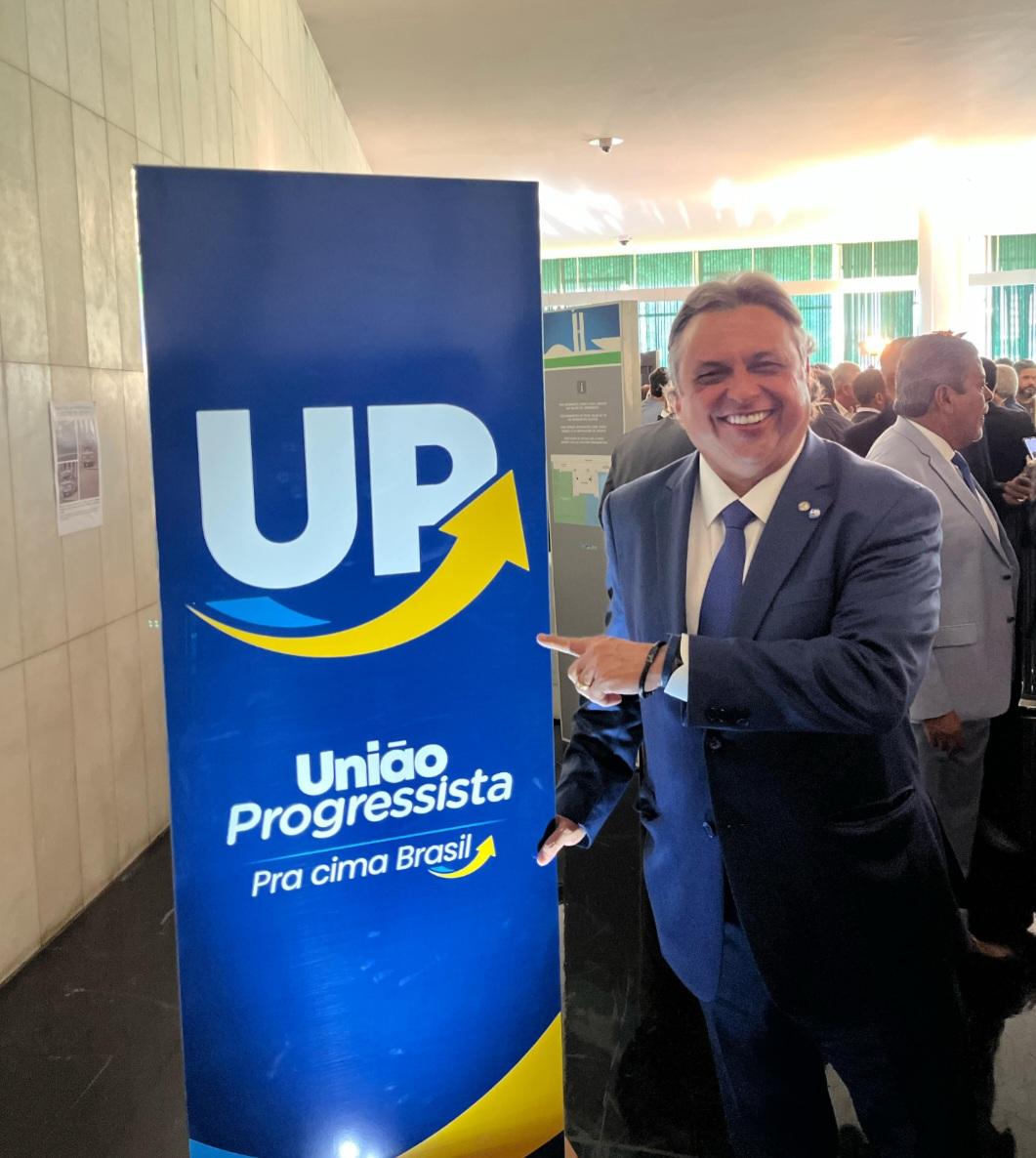 Júlio Arcoverde aprova a criação da federação União Progressista