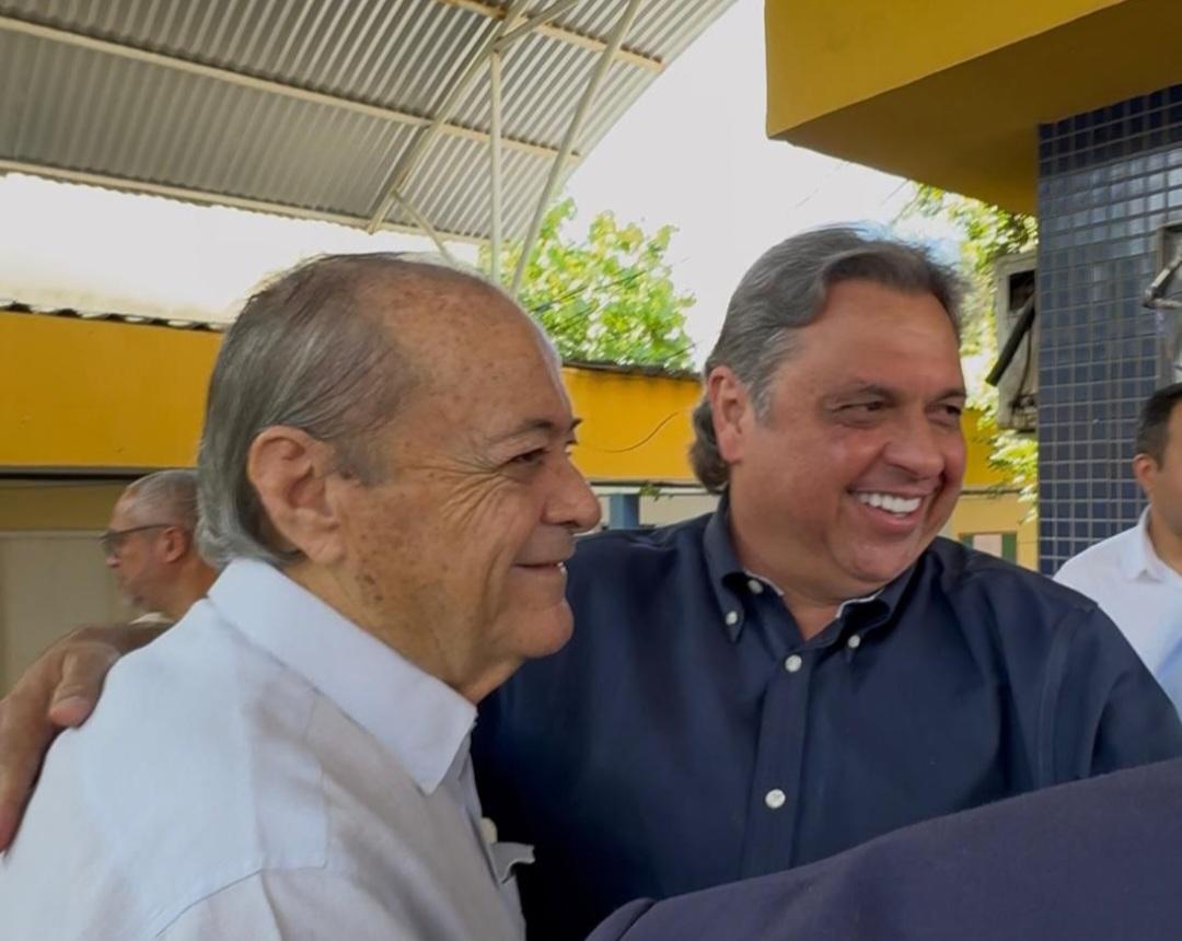 Deputado prestigia adesão da Prefeitura de Teresina ao programa Acredita no Primeiro Passo