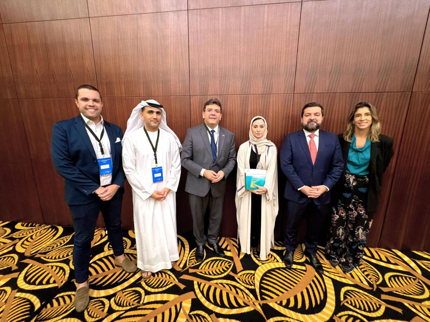 Rafael Fonteles apresenta fundos de investimento do Consórcio Nordeste a empresários árabes