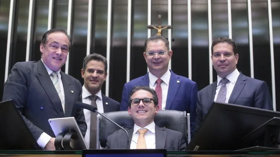 STF recebe ação de partidos contra suspensão de ação penal contra deputado Alexandre Ramagem