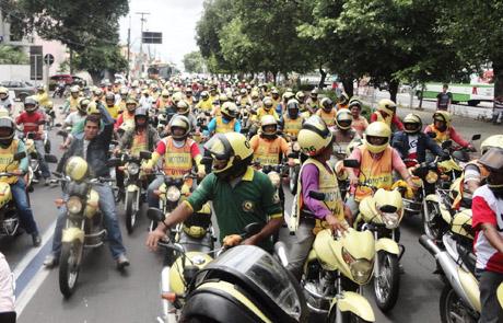Mototaxistas terão linha de crédito especial para comprar motocicletas novas