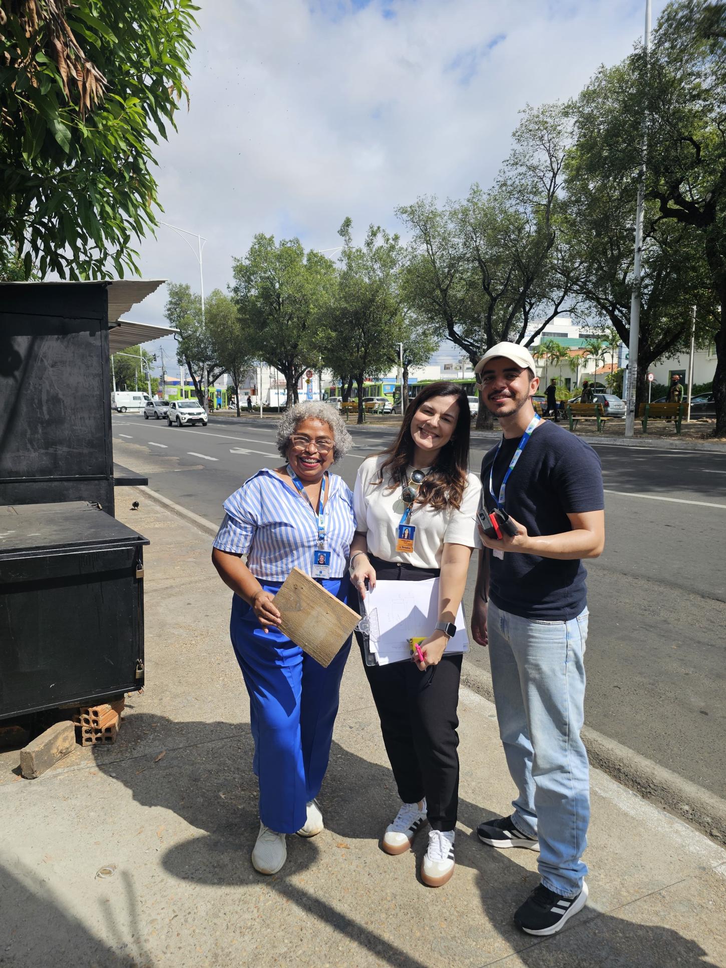 SDU Centro realiza vistoria em trailers e calçadas no Centro de Teresina
