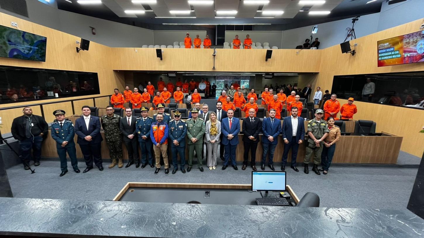 Corpo de Bombeiros Militar recebe homenagem na Assembleia Legislativa