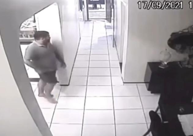 Corregedor-Geral do Município pede exoneração após acusações de cometer violência doméstica