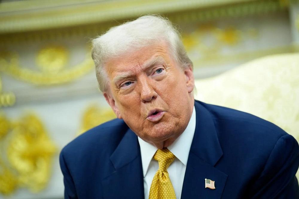 Donald Trump cumpre ameaça e assina tarifaço de 50% contra produtos brasileiros