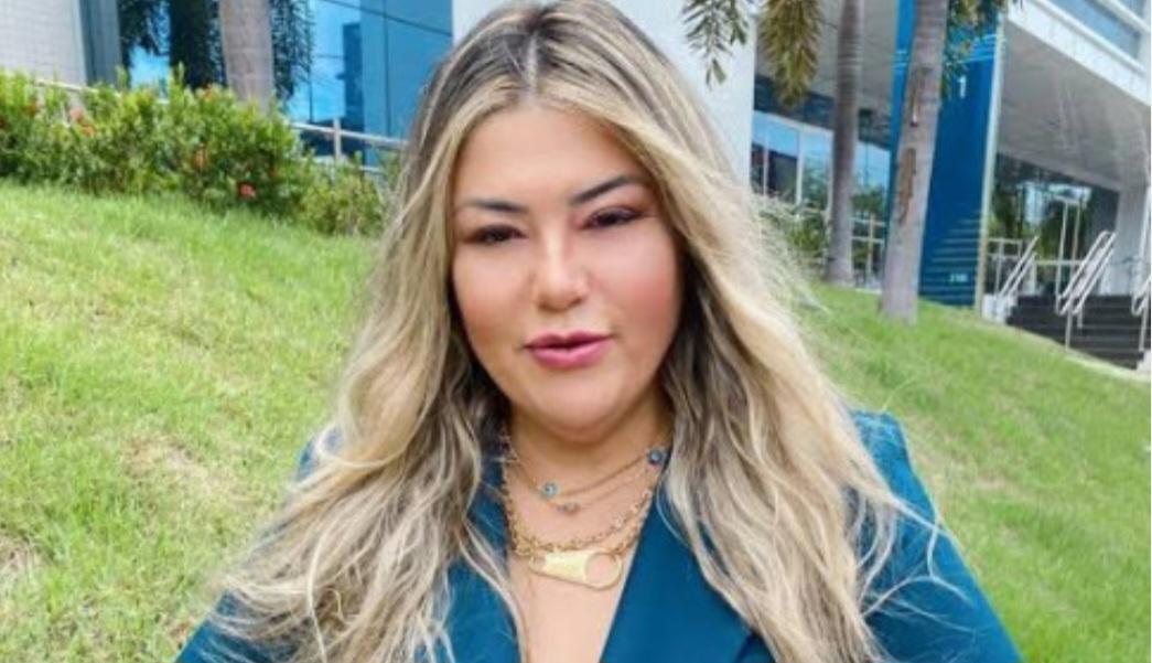 Vereadora é batizada de Vidente Samantha