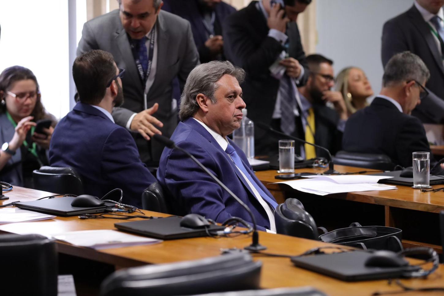 Deputado Júlio Arcoverde quer ouvir 