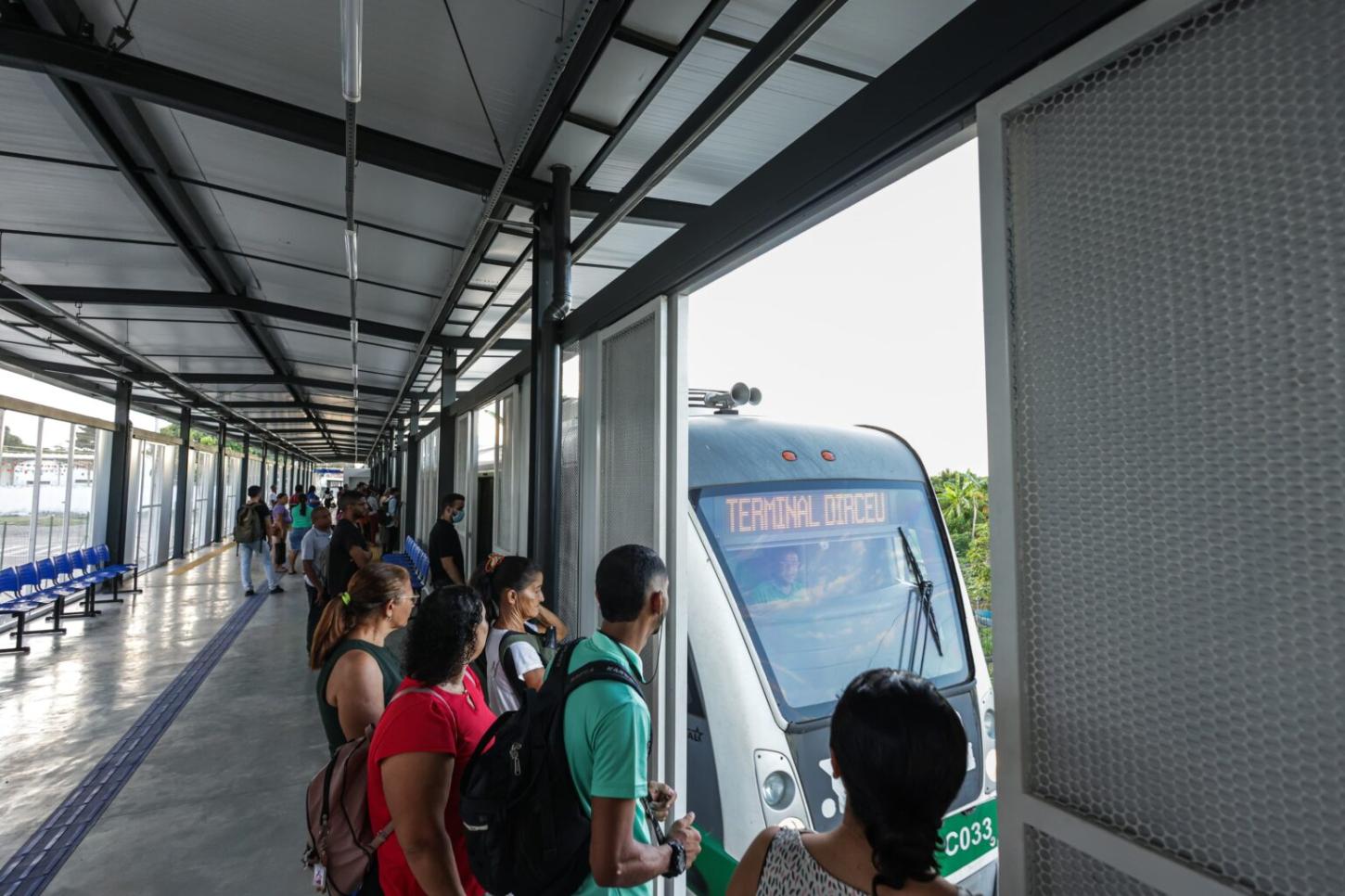 Metrô de Teresina amplia em 60% o número de passageiros após melhorias nos VLTs e na linha férrea
