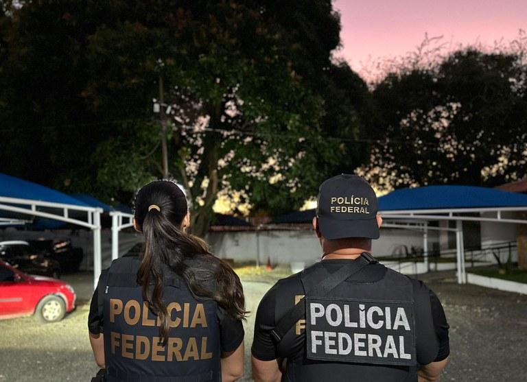 Polícia Federal desarticula quadrilha que recrutava 