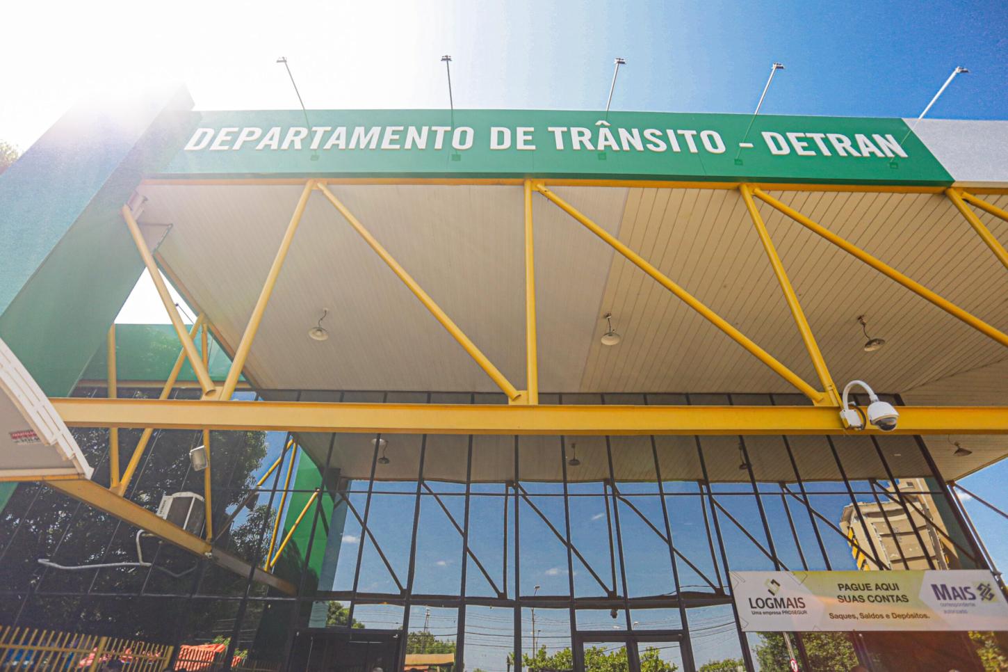 Detran convoca classificados para prova teórica de instrutor de trânsito