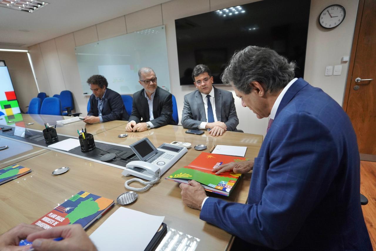 Rafael Fonteles apresenta a Fernando Haddad o Plano Brasil Nordeste de Transformação Ecológica