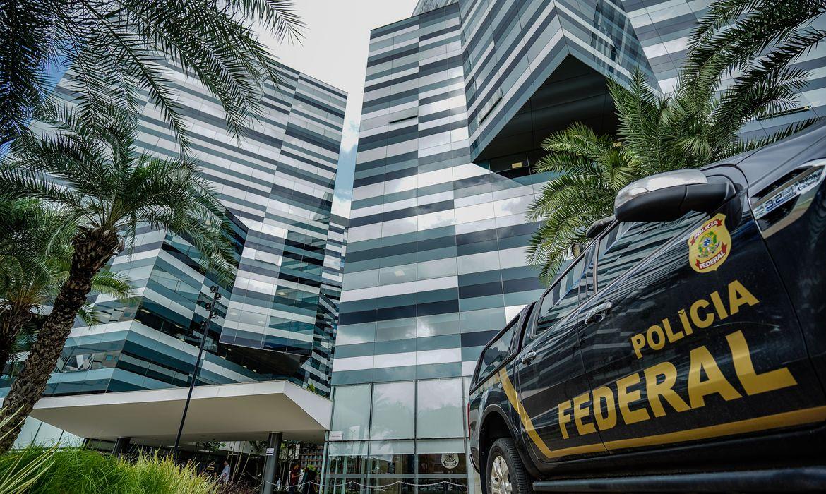 Anderson Torres e Ramagem são demitidos da PF após condenação pela tentativa de golpe de Estado