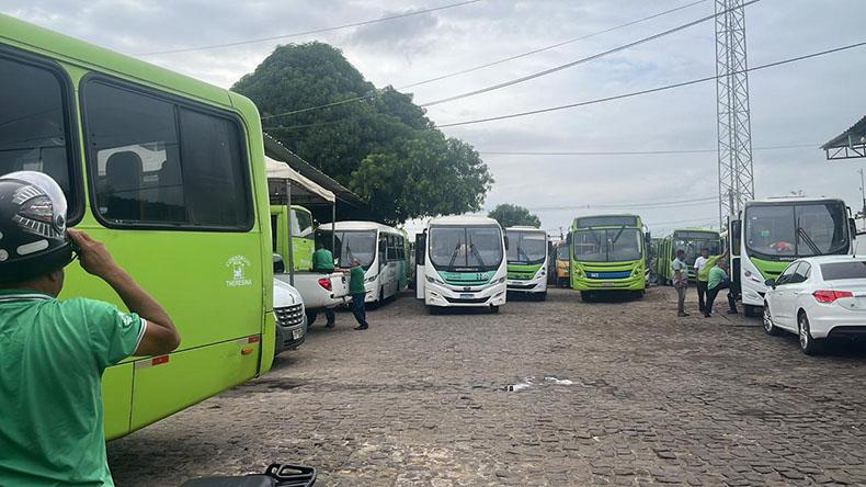 Nova greve de motoristas e cobradores deixa parte de Teresina sem ônibus nesta segunda-feira (22)