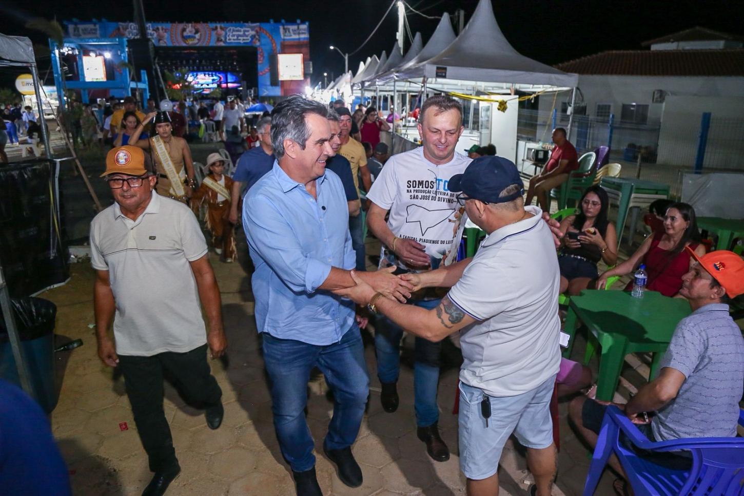 Senador Ciro Nogueira cumpre agenda bastante movimentada por vários municípios do interior