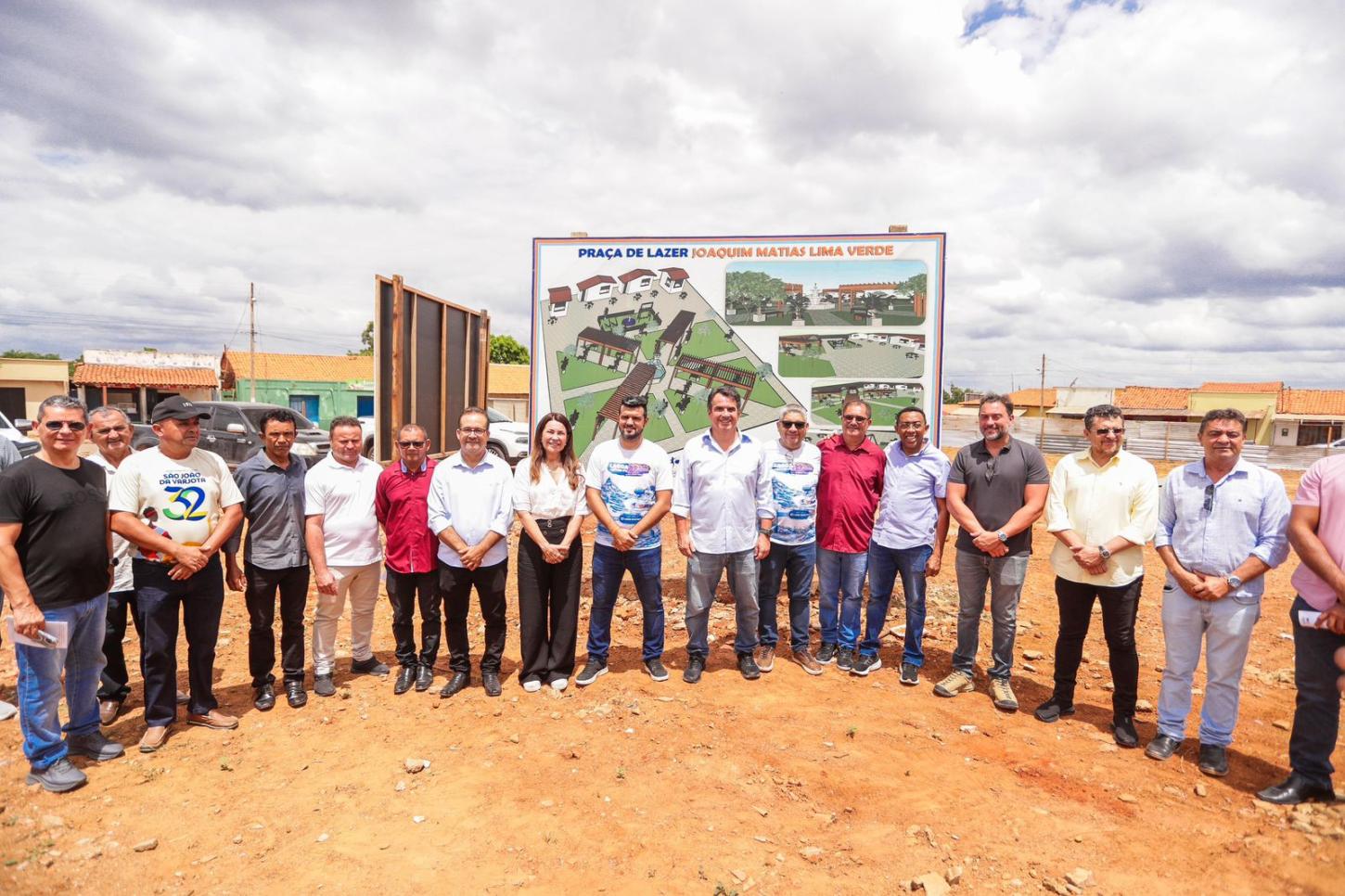 Ciro inaugura obras e anuncia recursos para o município de Lagoa do Sítio 