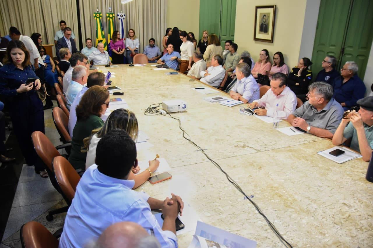 Prefeito reúne equipe para prestar contas de 2025 e apontar as metas para 2026