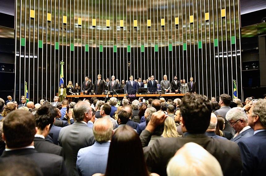 Com sessão solene, Congresso Nacional abre ano legislativo nesta segunda