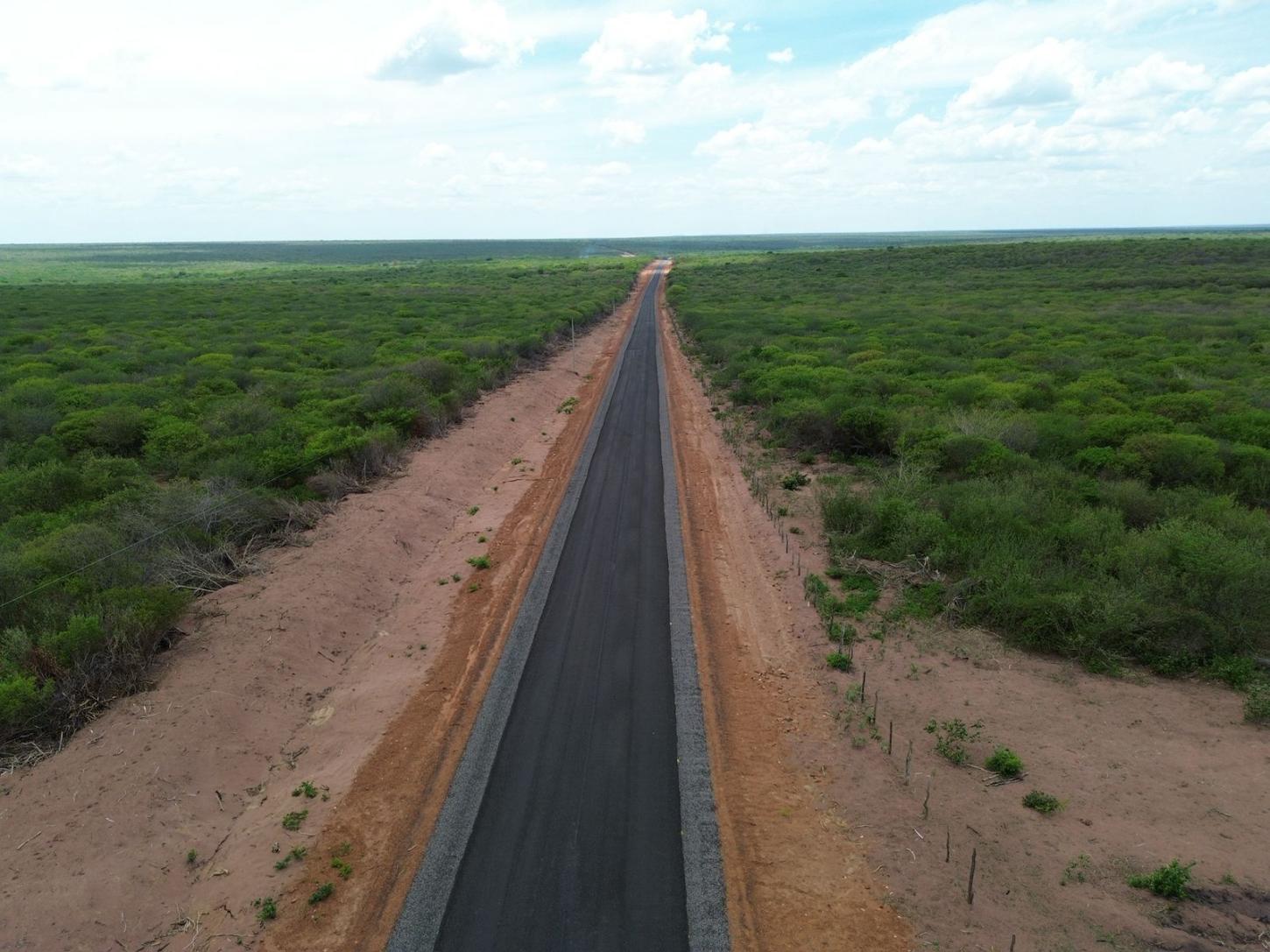 Governo investiu mais de R$ 163 milhões em pavimentação asfáltica via Seinfra