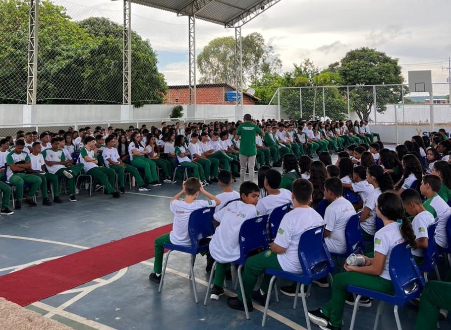 Mais de 170 mil estudantes iniciaram ano letivo 2026 na rede estadual do Piauí