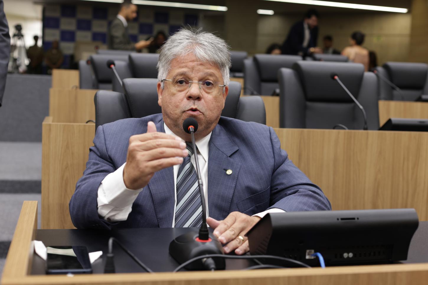 Oposição na Alepi cobra do governo a devolução do ICMS da 