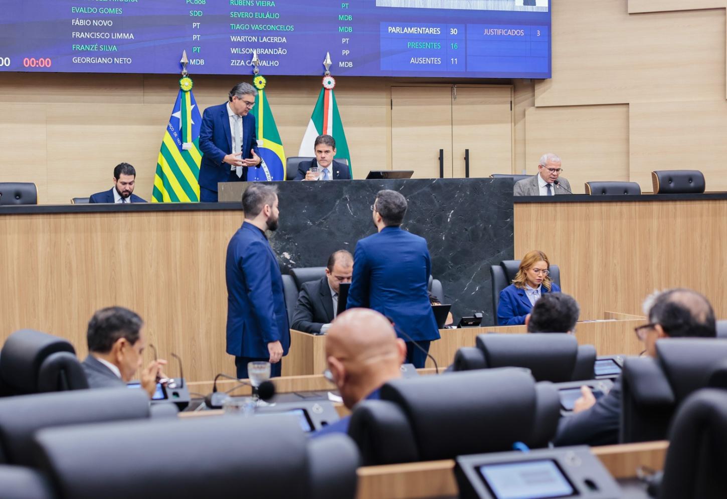 Sessão na Assembleia Legislativa é marcada por votos de pesar