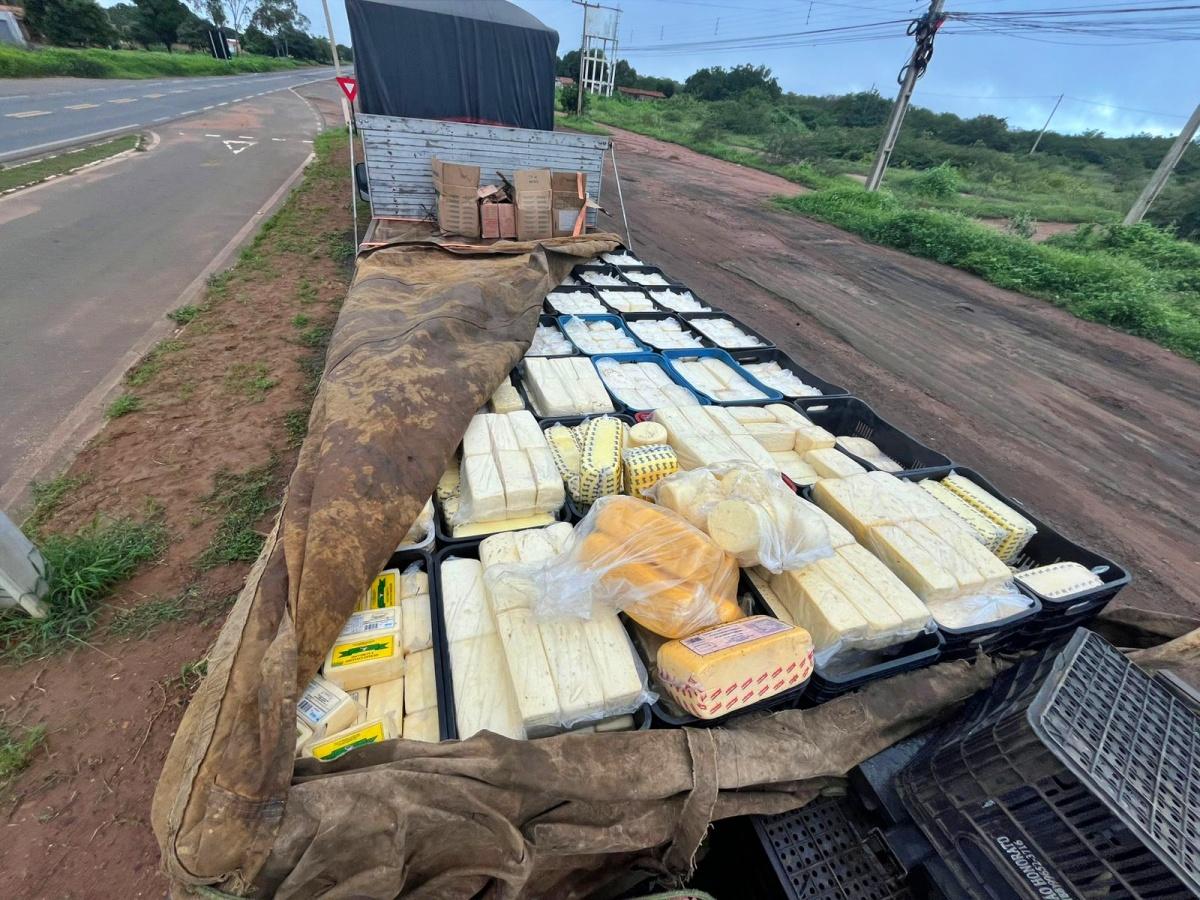 Adapi autua e determina descarte de 3,5 toneladas de queijo em Picos