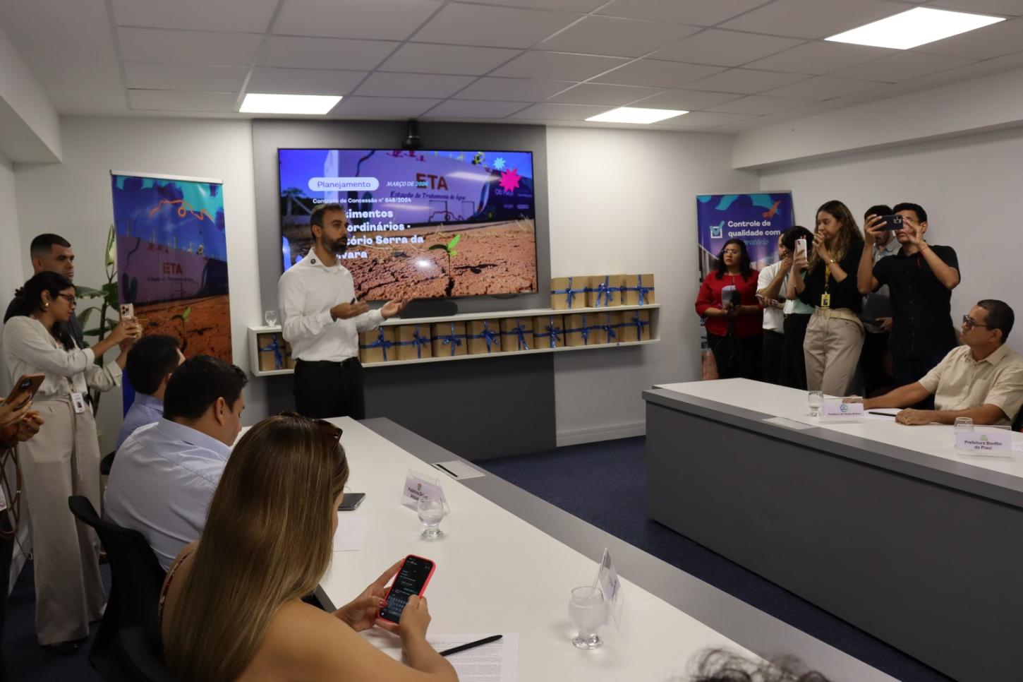 Águas do Piauí anuncia R$ 70 milhões para ampliar oferta de água no semiárido 