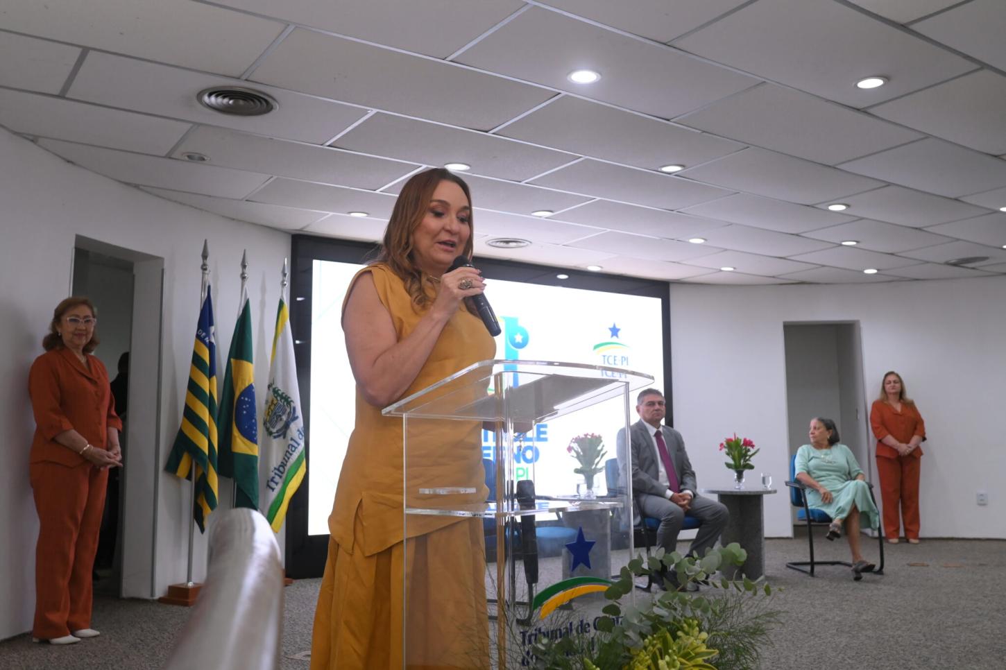 Fórum de Controle Interno do TCE-PI reúne 200 municípios em Teresina