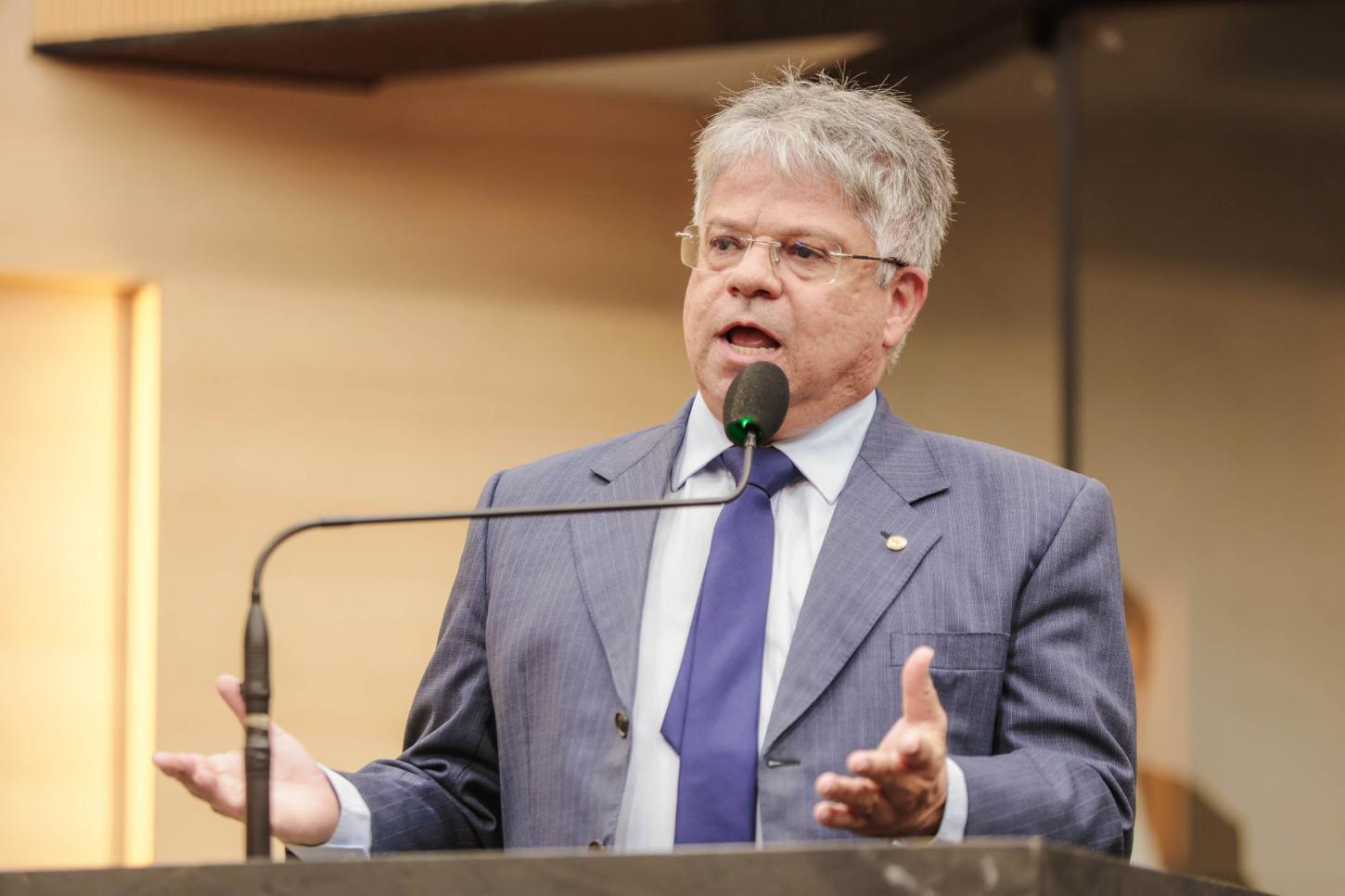 Oposição na Assembleia Legislativa volta a cobrar redução de impostos no Piauí