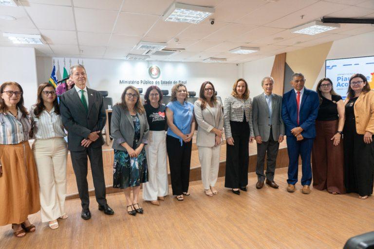 Seminário “Piauí que Acolhe” debate implantação do Família Acolhedora nos municípios