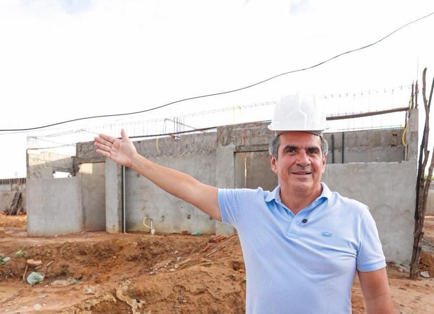 Senador Ciro Nogueira visita obras e reforça investimentos em educação em Barro Duro 