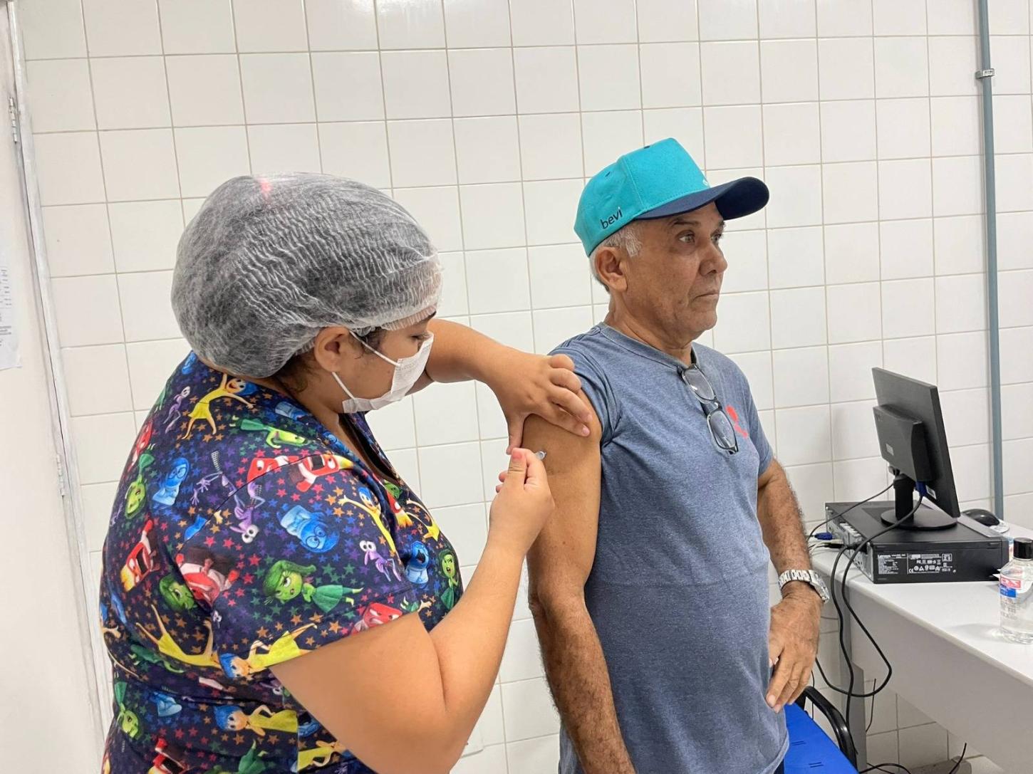 Vacinação contra Covid-19 continua mantida para o público-alvo em Teresina