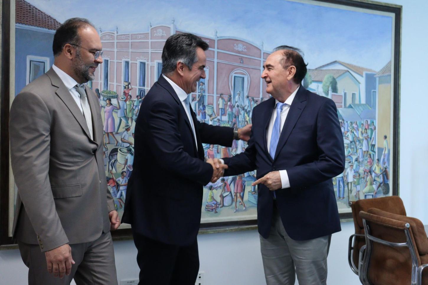 Ciro consegue novos investimentos em municípios e destaca conquistas para Floriano