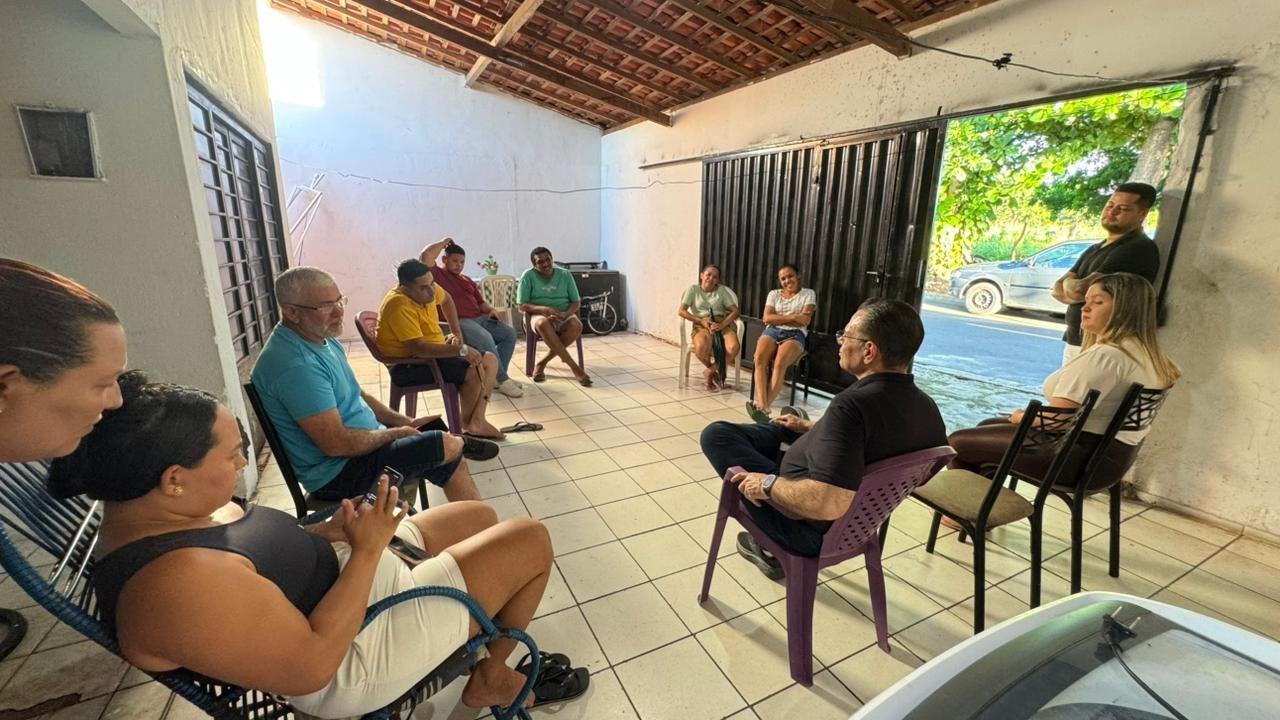 Deputado Gessivaldo visita Santa Maria e ouve demandas de moradores