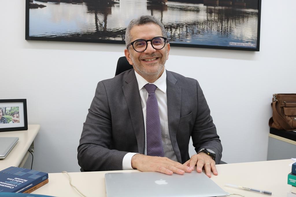 Governador nomeia Leandro Maciel como Procurador-Geral do MPC-PI