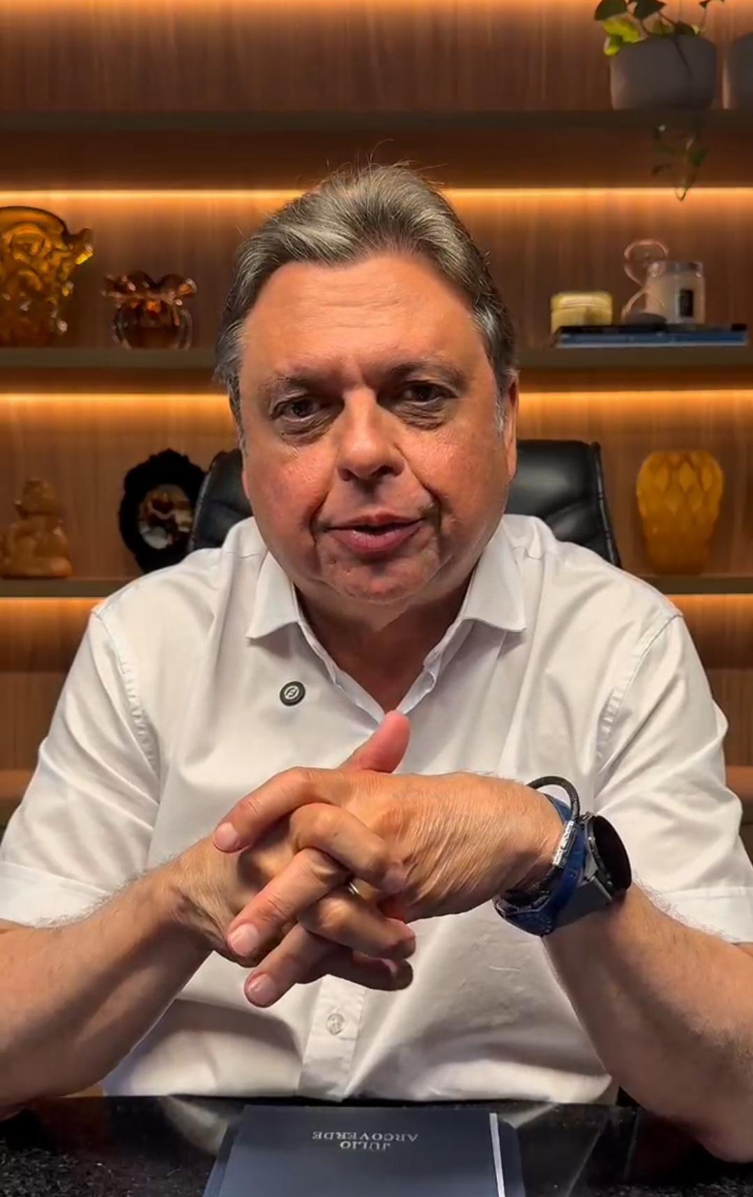 Júlio Arcoverde quer debater serviços de abastecimento de água da Águas do Piauí 