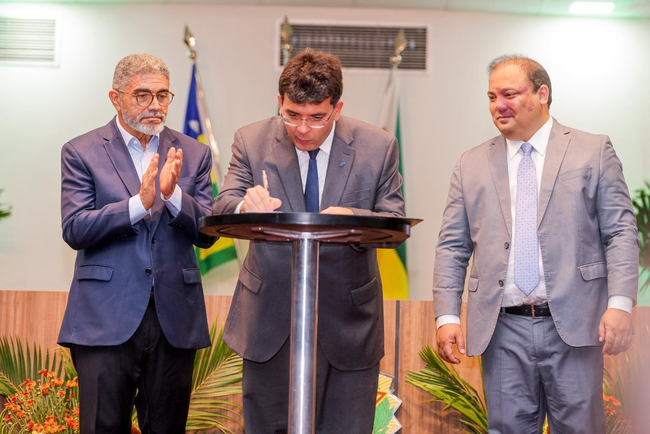 Rafael Fonteles anuncia novo concurso da PM e promove 150 policiais civis