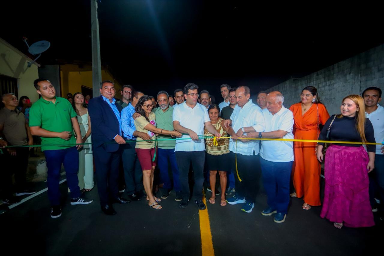 Rafael Fonteles entrega obras em São Luís do Piauí e Santo Antônio de Lisboa